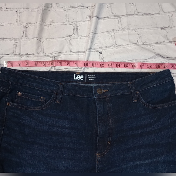 Lee Regular Fit Straight Leg Mid-rise Plus Jeans Size 20M - Picture 3 of 5